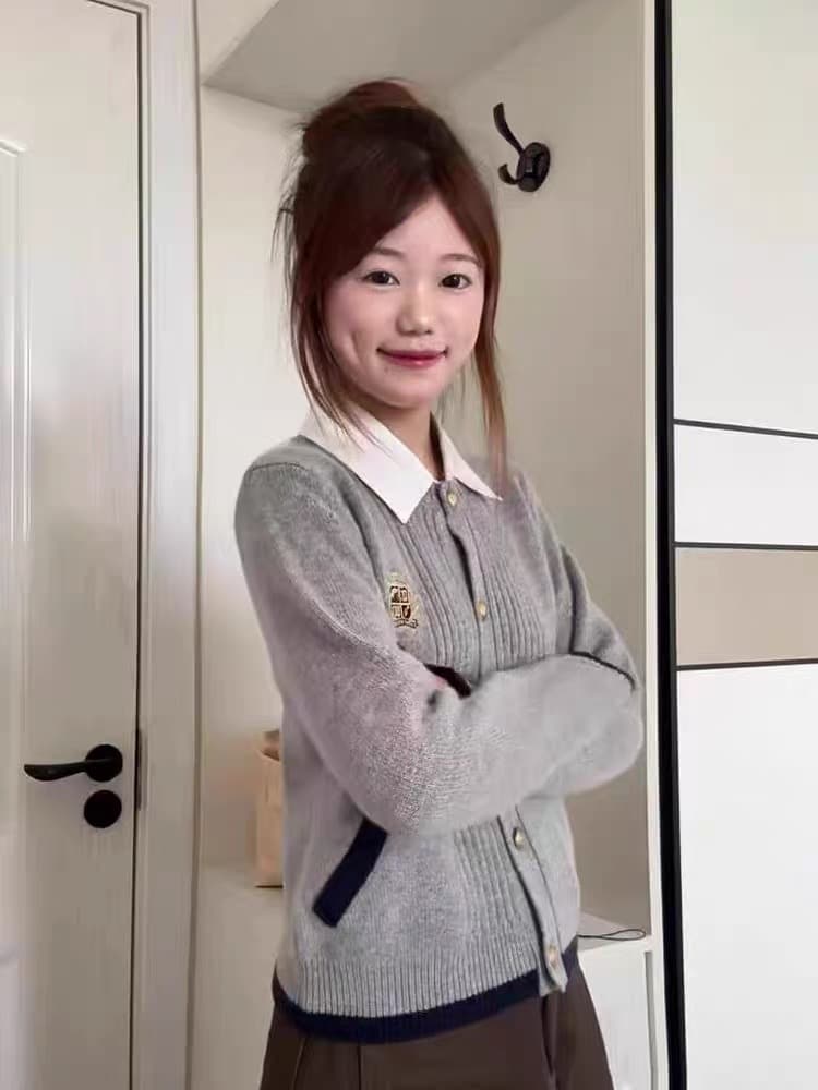 학원 스타일 페이크 레이어드 폴로 칼라 니트 오픈 가디건 여성 2026 가을 새로운 한 부서 느긋한 고급 센스 스웨터 코트 상세 이미지 4