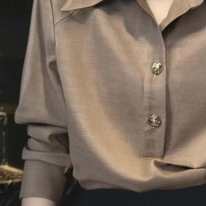 긴팔 여성 셔츠 2026 가을 겨울 새로운 한국 스타일 루즈핏 단색 폴로 칼라 맨위 고급 센스 외국 가스 셔츠 재킷 이미지 4