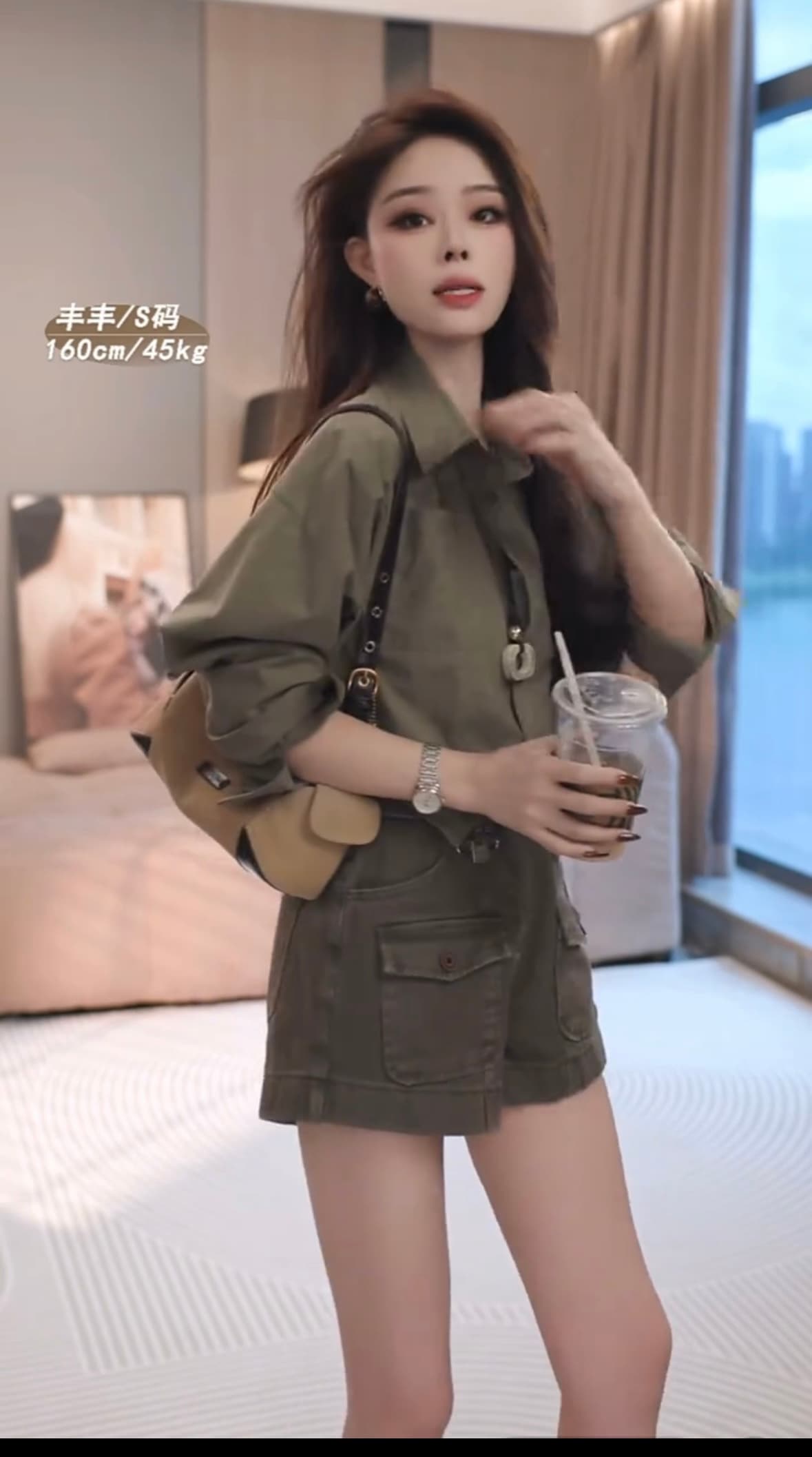 2026 이른 가을 새로운 한 부서 다용도 디자인 센스 펌프 로프 조정 루즈핏 슬림해 보이는 셔츠 상세 이미지 2