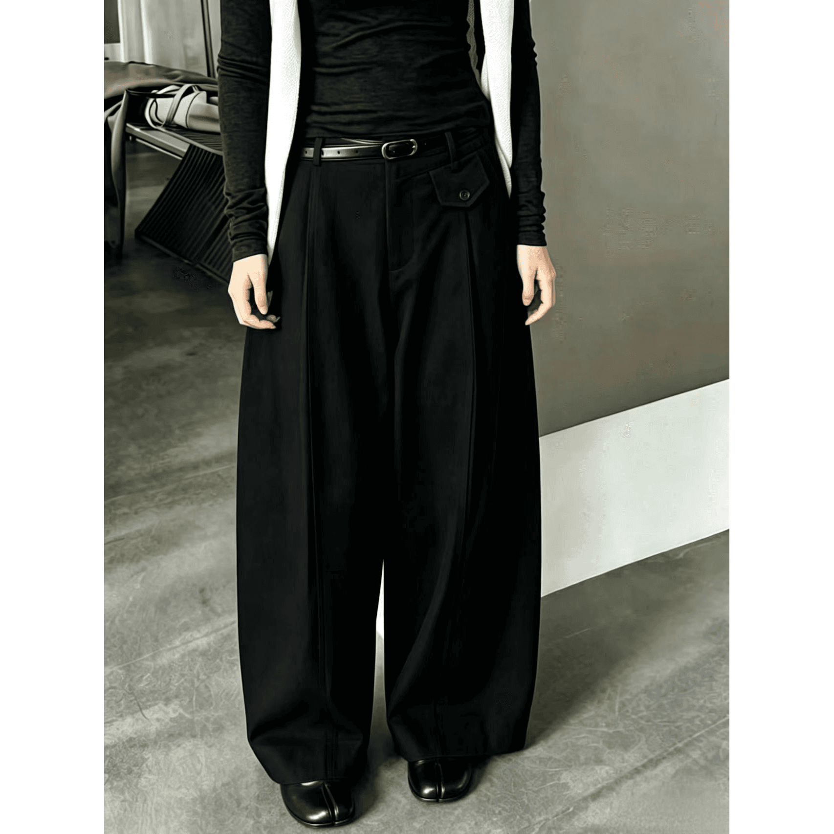 2026 가을 새로운 한국 스타일 하이웨이스트 플리츠 느슨함 센스 넓은 다리 슬랙스 여성 작은 대중 루즈핏 슬림해 보이는 스트레이트 바닥 청소 상세 이미지 4