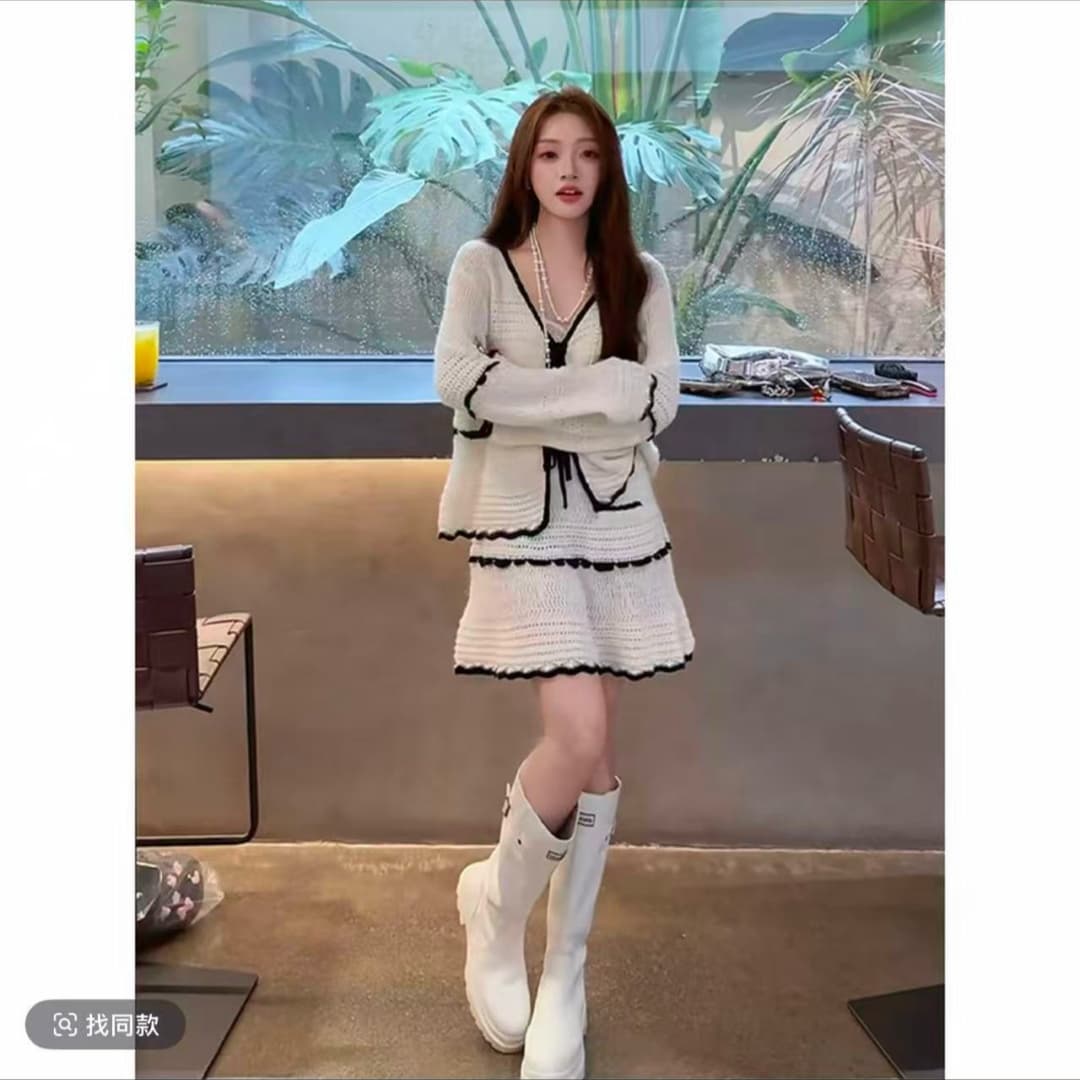 사슴 사슴 구름 객실 시 예술 작은 샤넬 스타일 배색 품격 니트 긴 소매 오픈 가디건 맨위 미니 스커트 세트