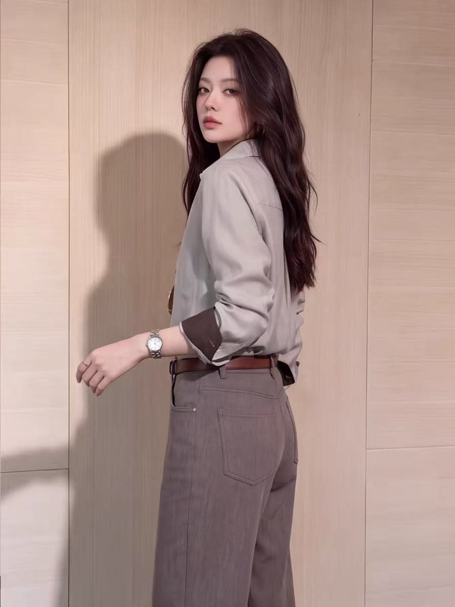 2026 가을 새로운 출퇴근 바람 셔츠 와이드 레그 팬츠 두 조각 여성 세트 고급 센스 품격 슬림해 보이는 세트 착용 가져 가라. 상세 이미지 3