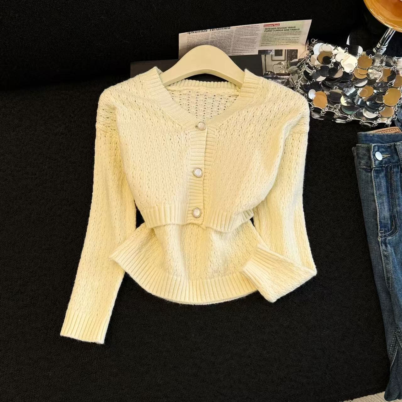 실사 이른 봄 새로운 프랑스식 V넥 스웨터 여성 의류 투피스 세트 고급 센스 긴팔 니트 오픈 가디건 만나는 맨위 상세 이미지 3