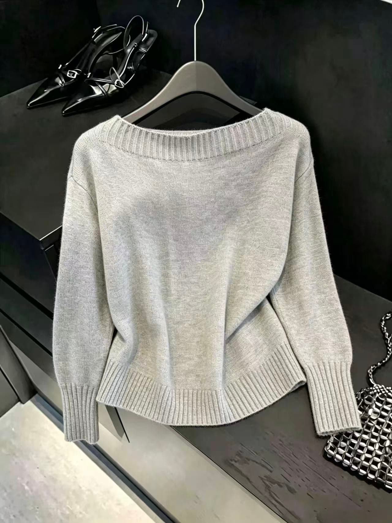 실사 부드러운 바람 보트넥 긴팔 스웨터 여자 가을 새로운 풀오버 루즈핏 느긋한 센스 털 니트 스웨터 맨위 상세 이미지 2