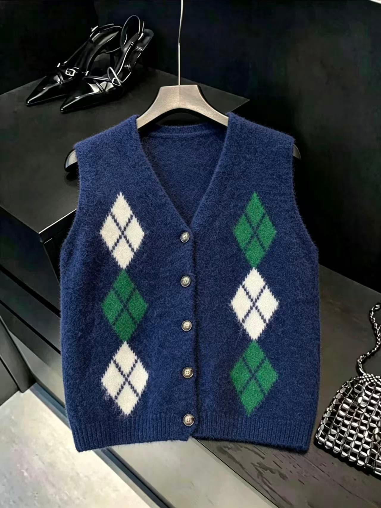실사 런던 다리 아래 레트로 학원 V넥 다이아몬드 모양 그리드 니트 조끼 여자 가을 겨울 다용도 조끼 chic 상세 이미지 4