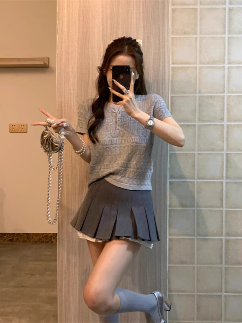 여름 프랑스식 홀로우 아웃 회색 라운드 넥 반팔 니트 스웨터 여성 풀오버 얇은 스타일 고급 센스 다용도 쇼트 스타일 맨위 트렌디 상세 이미지 9