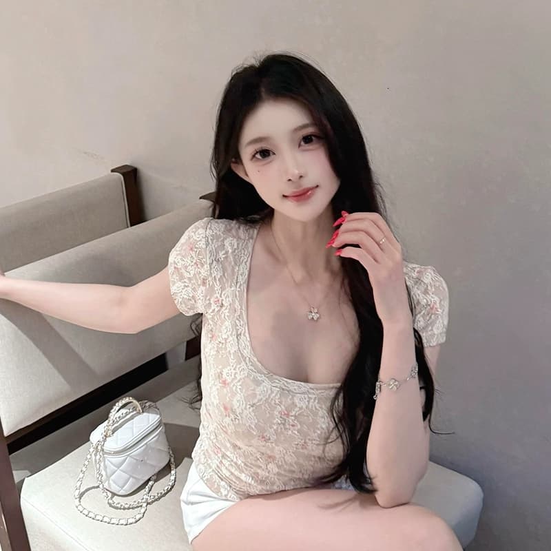핫걸 작은 대중 레이스 u 칼라 반팔 티셔츠 여성 여름 새로운 몸매 가꾸기 슬림해 보이는 품격 캐주얼 만나는 맨위 외출용 이미지 3