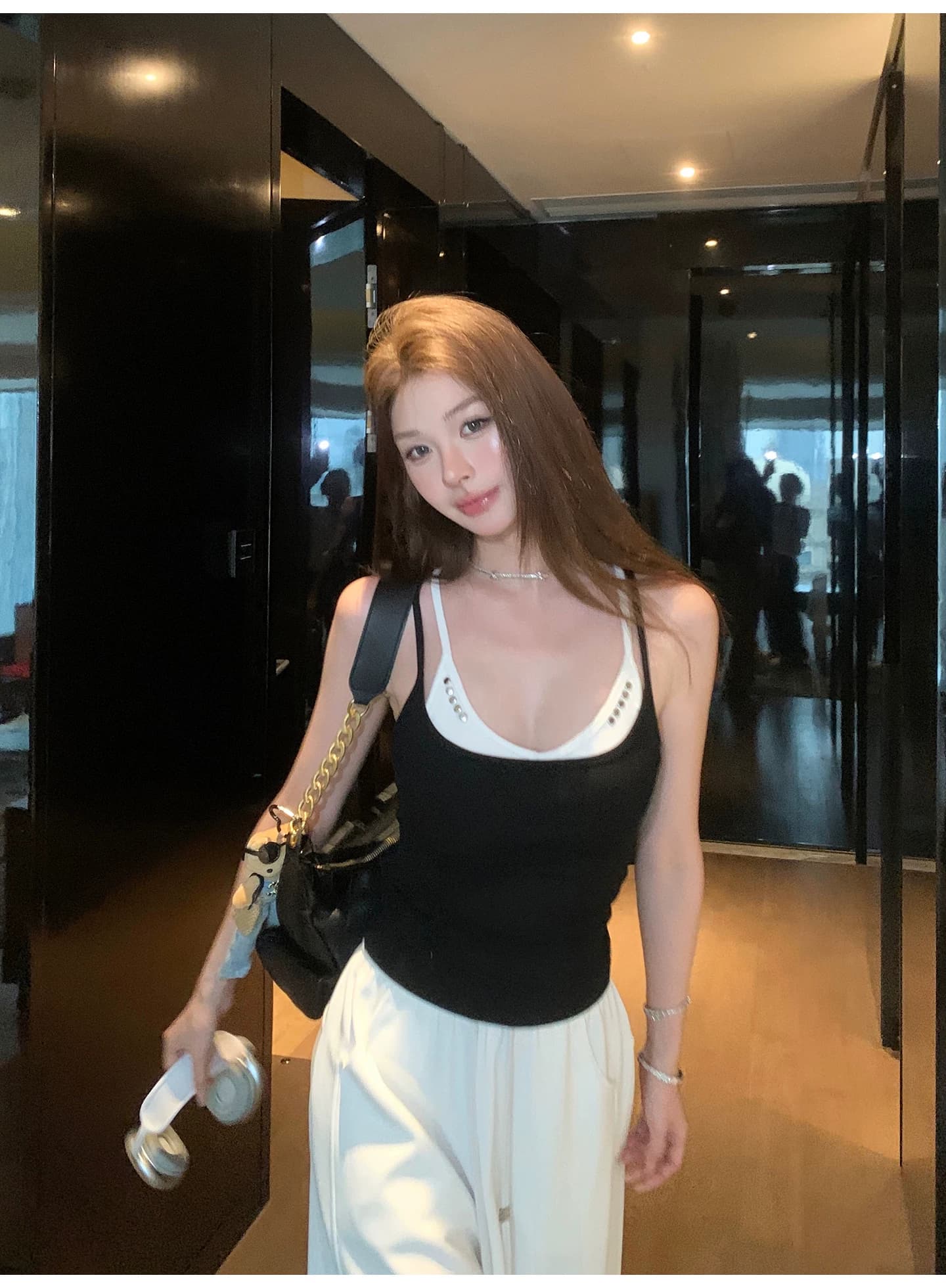 매운맛 센스 밖으로 조각 아메리칸 핫걸 작은 대중 디자인 센스 징 배색 페이크 레이어드 캐미솔 민소매 맨위 상세 이미지 8