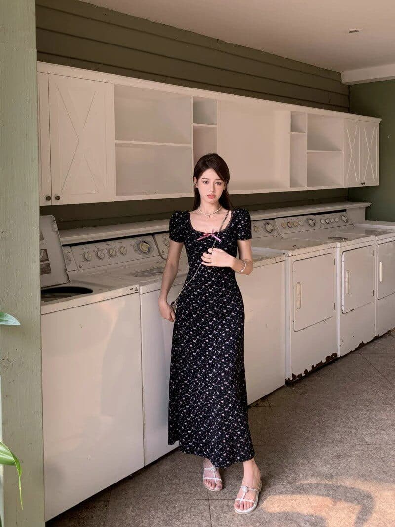 순수한 욕망 섹시함 백리스 꽃무늬 광장 칼라 반팔 여성 드레스 여름 허리 수축 몸매 가꾸기 달콤한 매운맛 타이트 스커트 짧은 치마 상세 이미지 3