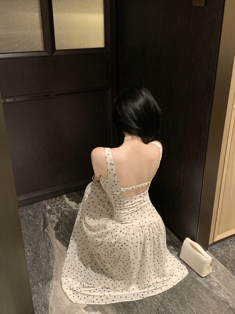 프랑스식 청 순수한 시스템 꼬집기 허리 화이트 도트 무늬 슬립 여성 드레스 여름 순수한 욕망 바람 품격 허리 수축 슬림해 보이는 롱 스커트 상세 이미지 9