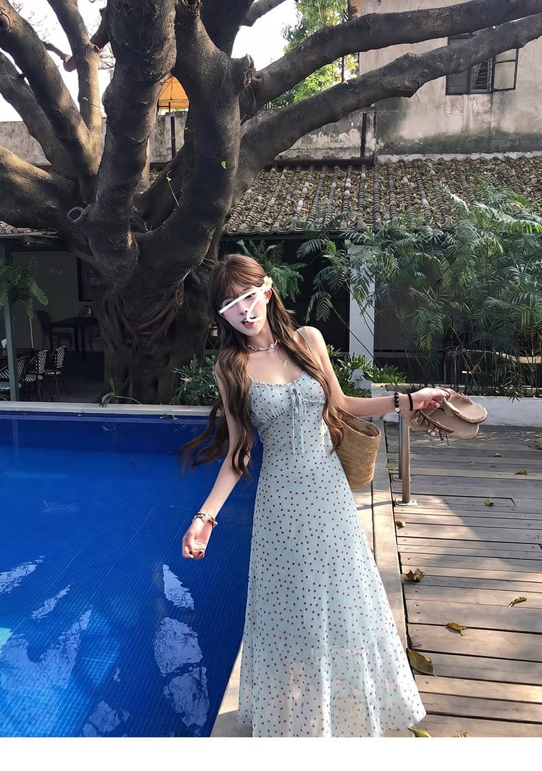 파란색 도트 무늬 슬립 허리 수축 드레스 2026 여름 새로운 여름 드레스 그레이트 봐라. 프랑스식 롱 스커트 치마 여성 의류 상세 이미지 3