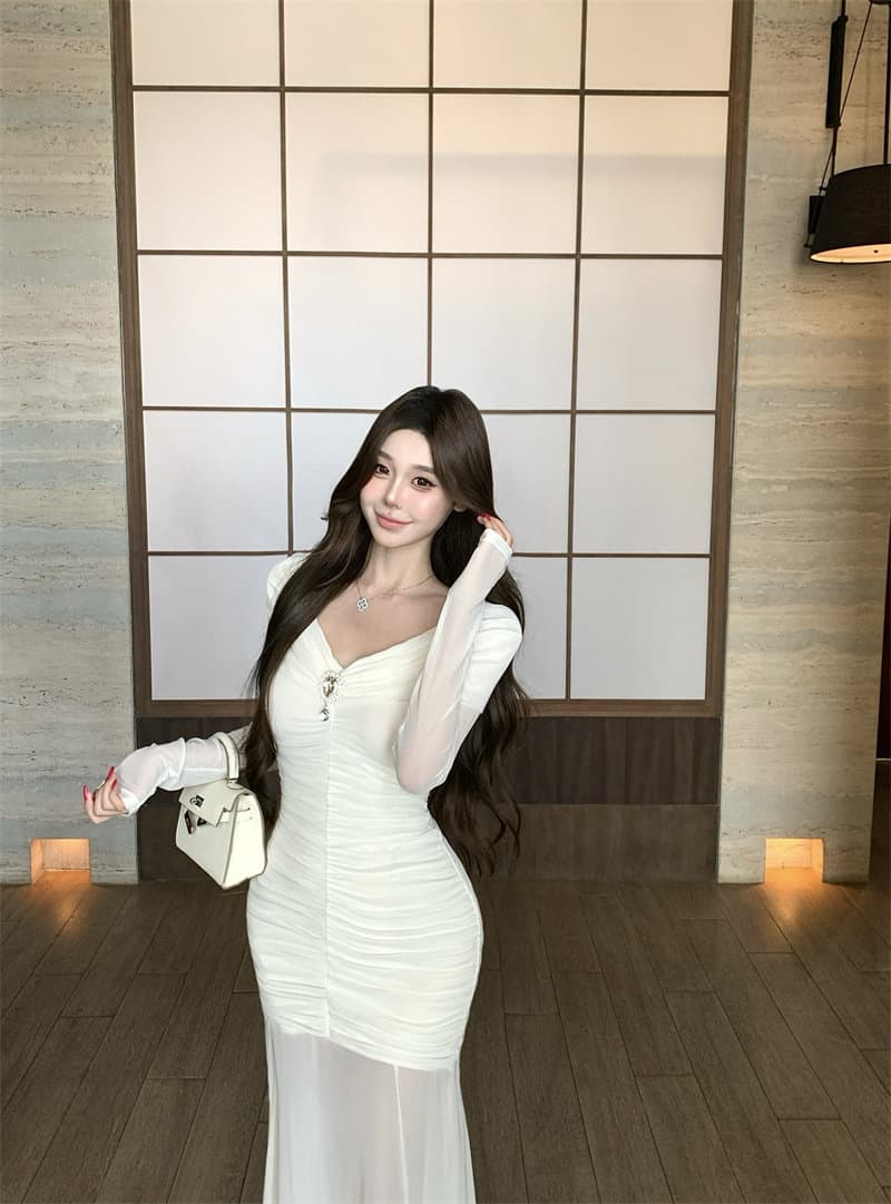 고급 센스 로얄 자매 바람 품격 몸매 가꾸기 망사 오프숄더 긴팔 여성 드레스 2026 새로운 예복 타이트 스커트 상세 이미지 29
