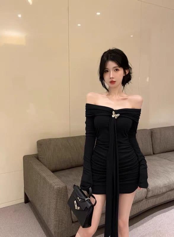 오프숄더 보라색 행침 목 긴팔 여성 드레스 가을 의상 몸매 가꾸기 허리 수축 치마 순수한 욕망 바람 타이트 타이트 스커트 미니 스커트 상세 이미지 5