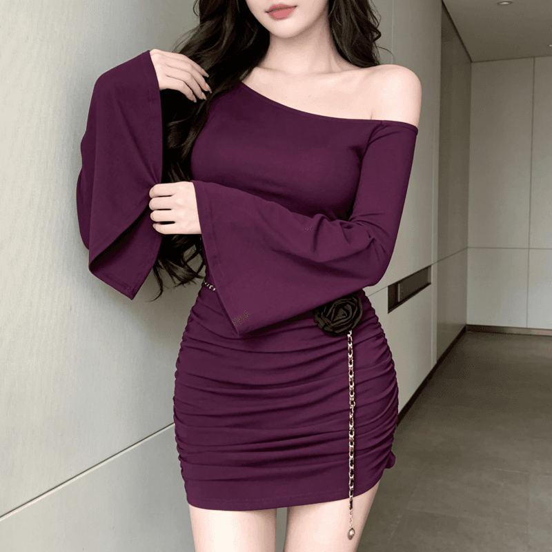 새로운 순수한 욕망 바람 보라색 비스듬한 어깨 나팔 소매 주름 여성 드레스 가을 겨울철 타이트 허리 수축 긴팔 타이트 스커트 상세 이미지 1