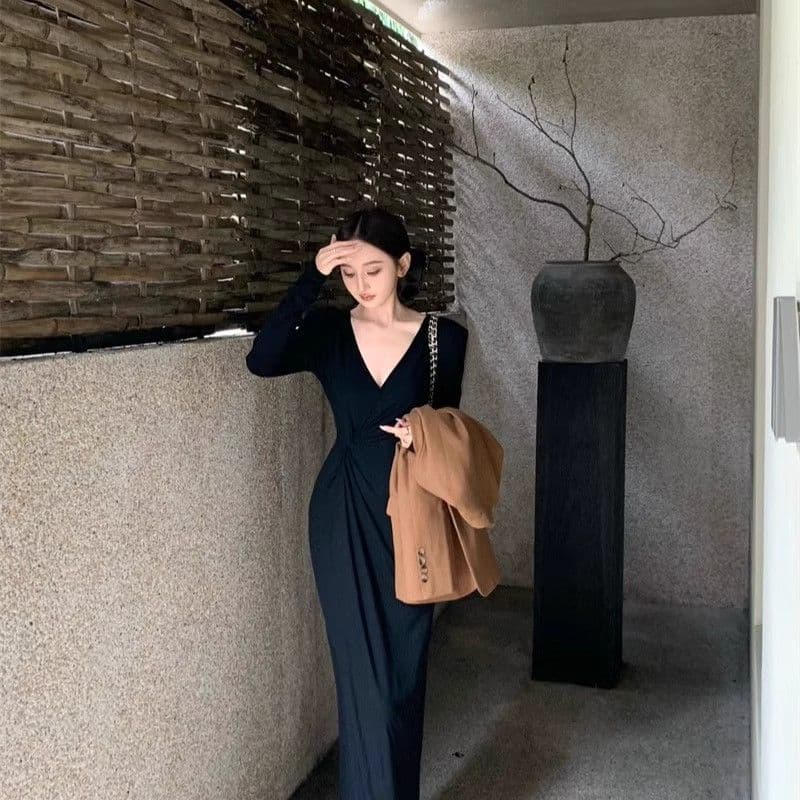 프랑스식 순수한 욕망 V넥 비틀림 긴팔 여성 드레스 몸매 가꾸기 트임 롱 스커트 품격 허리 수축 슬림해 보이는 타이트 스커트 치마 상세 이미지 32