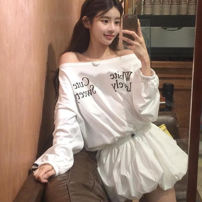 순수한 욕망 느긋한 바람 배색 알파벳 프린트 비스듬한 칼라 오프숄더 여성 드레스 작은 대중 펌프 로프 슬림해 보이는 표지 고기 미니 스커트