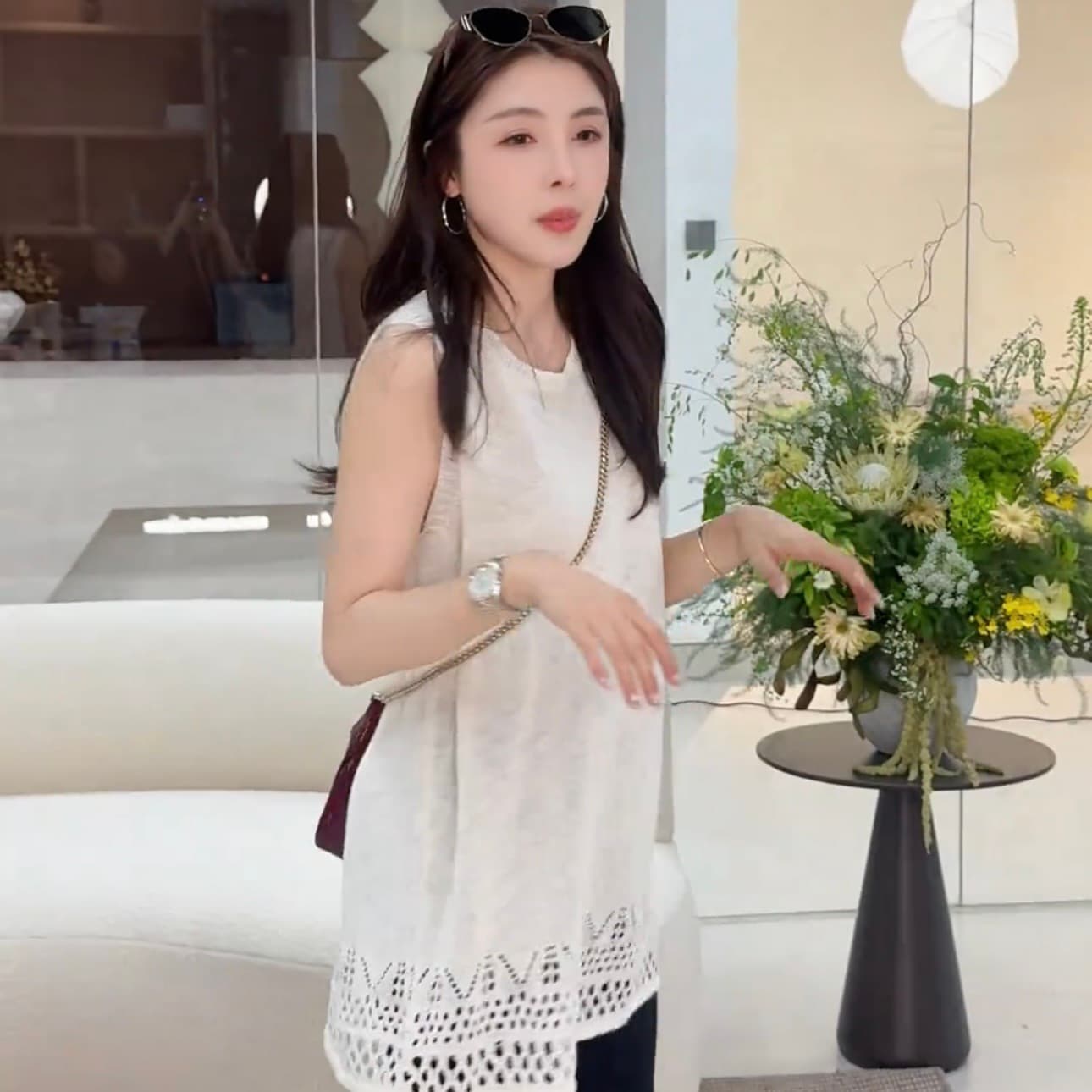 2026 년 여름 새로운 무거운 작업 홀로우 아웃 자수 민소매 길다 조끼 새로운 스택 착용 중간 길이 캐주얼 맨위 여성 상세 이미지 3