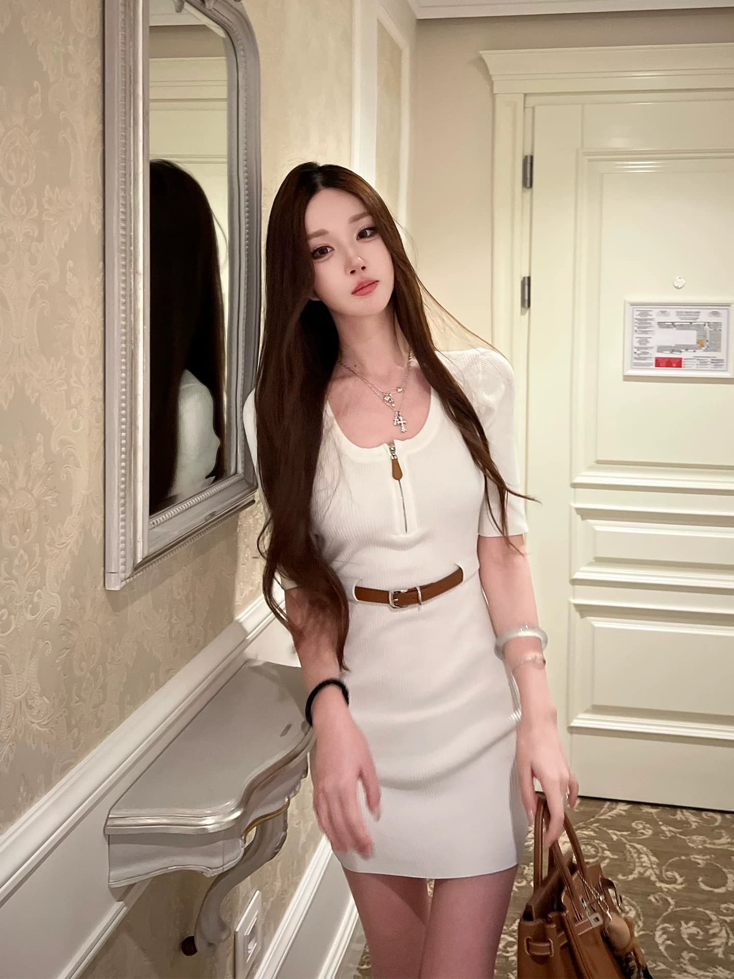 여름 새로운 부드러운 로얄 자매 섹시함 핫걸 여성 드레스 벨트 허리 수축 지퍼 라운드 넥 타이트 스커트 니트 치마 이미지 2