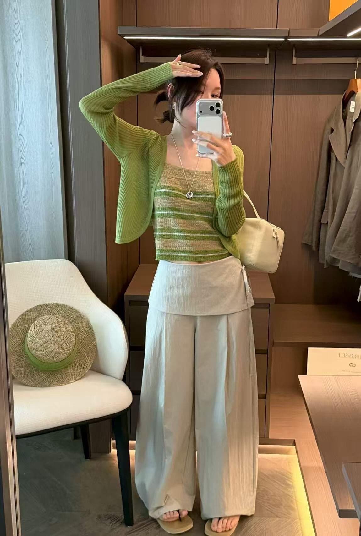 2026 슈퍼 화재 여름 ootd 도파민 착용 가져 가라. 전체 집합 녹색 오픈 가디건 스트라이프 슬립 맨위 투피스 슈트 상세 이미지 3