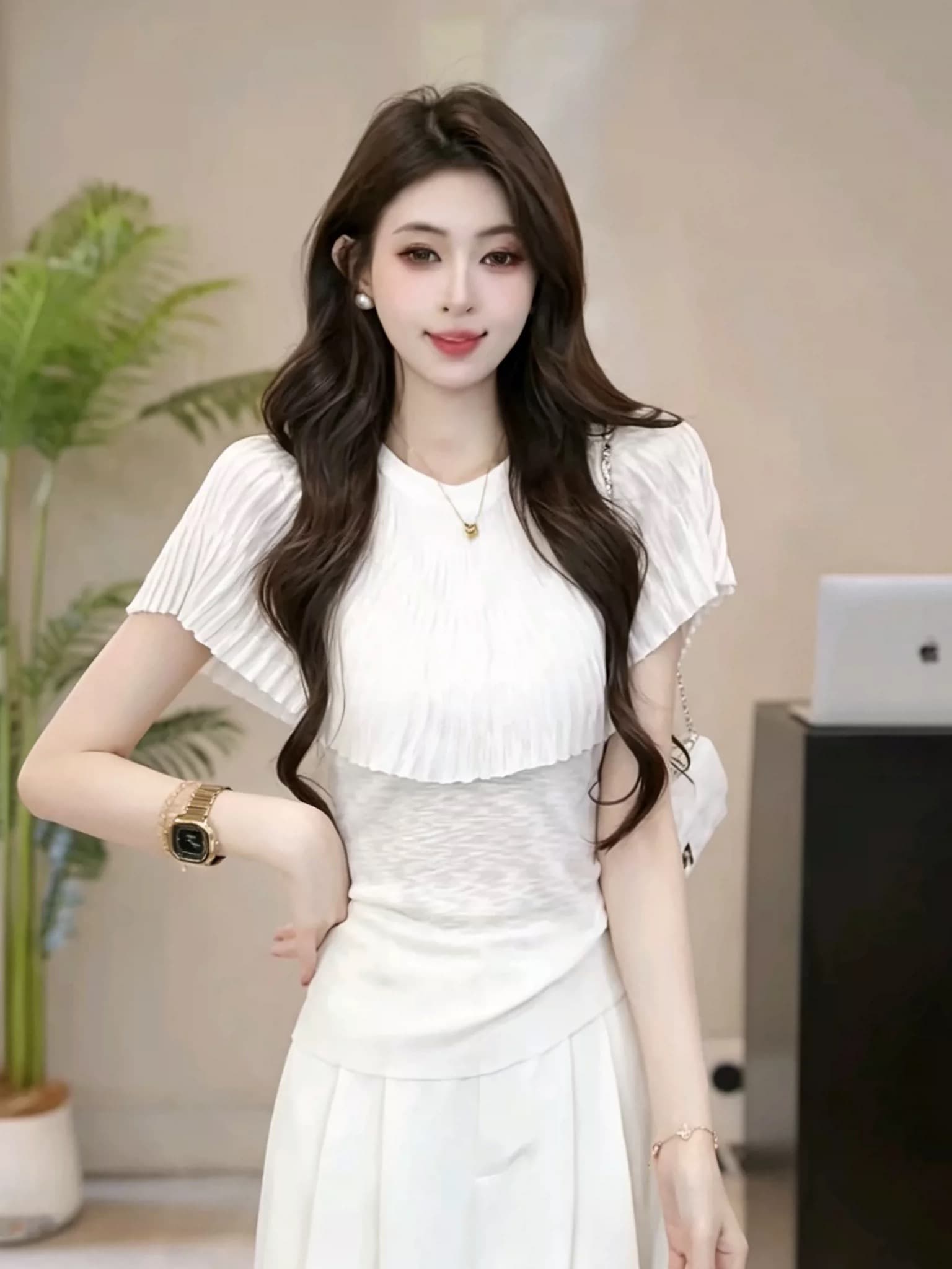 고급 센스 프릴 페이크 레이어드 반팔 티셔츠 여성 2026 여름 새로운 몸매 가꾸기 슬림해 보이는 다용도 품격 맨위 이미지 3
