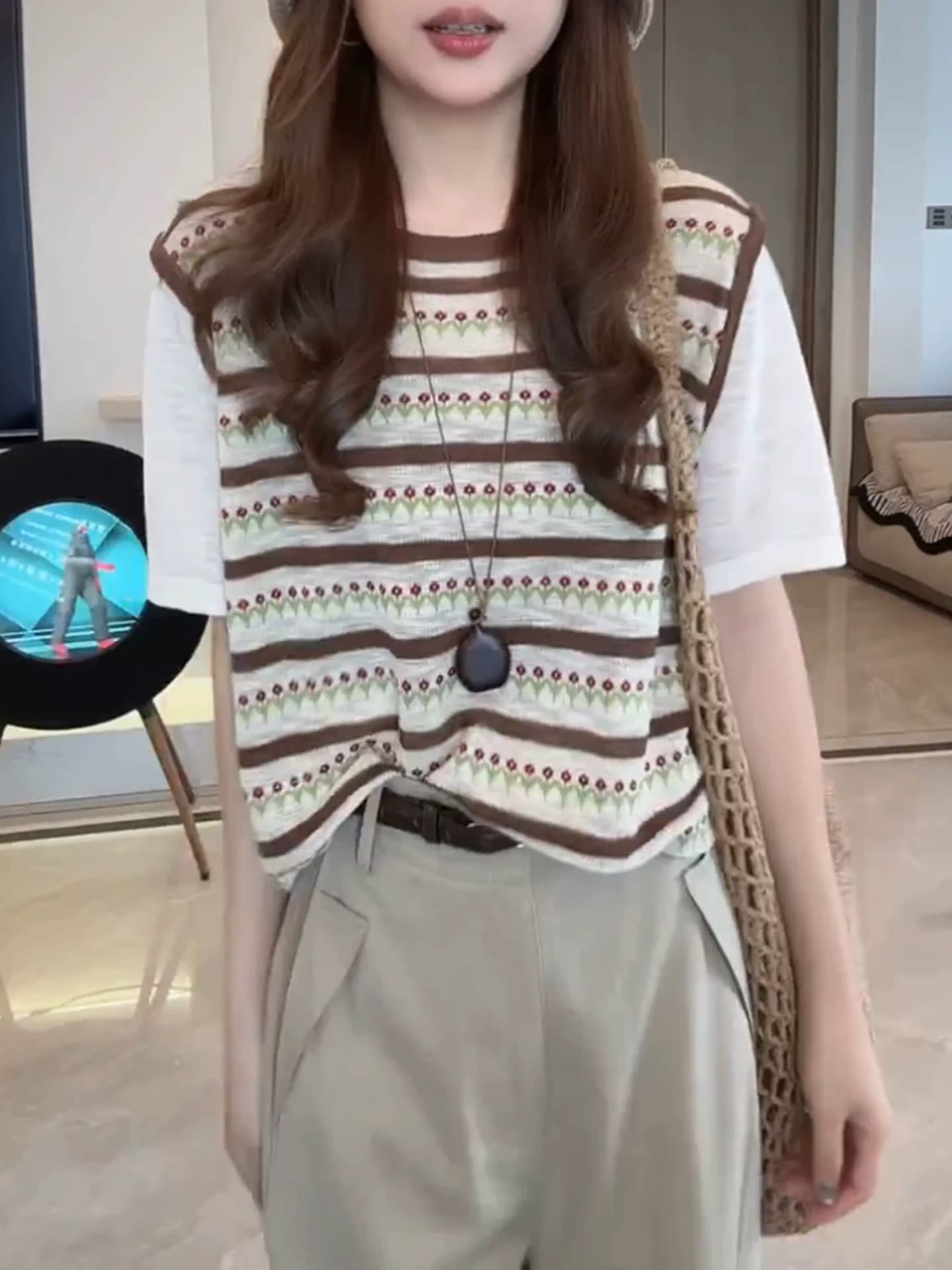 한 부서 느긋한 바람 스트라이프 페이크 레이어드 반팔 니트 스웨터 여성 2026 여름 외국 가스 루즈핏 슬림해 보이는 라운드 넥 맨위 상세 이미지 5