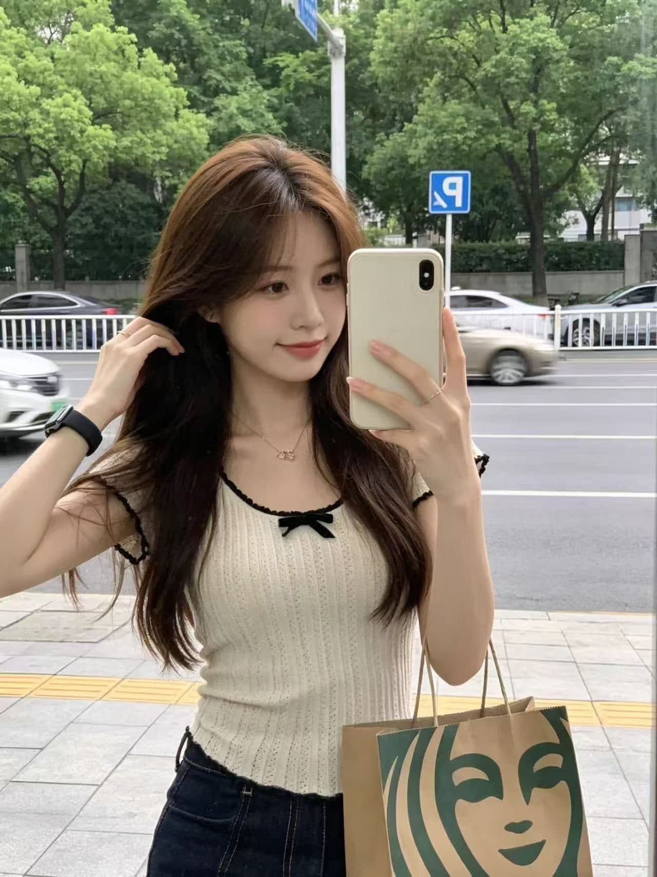순수한 욕망 아름다운 여름 프랑스식 배색 나비 매듭 홀로우 아웃 몸매 가꾸기 니트 반팔 티셔츠 여성 짧은 달콤한 매운맛 맨위 이미지 2