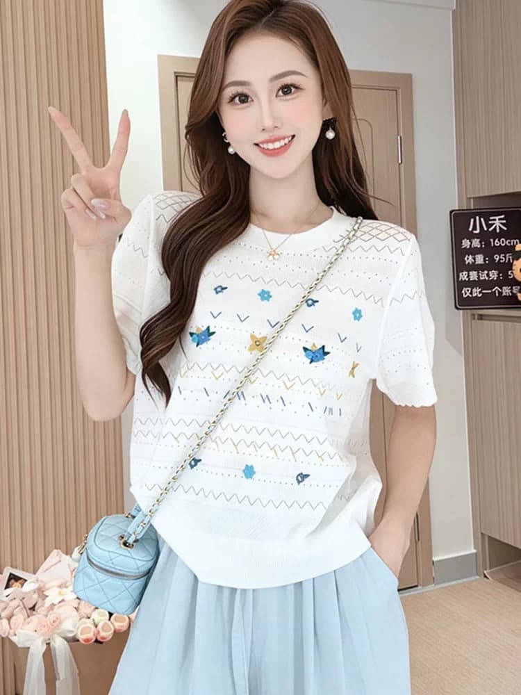 프랑스식 신선함 달콤함 색상 자수 얼음 실크 니트 스웨터 여성 여름 Chic 작은 대중 연령 감소 반팔 티셔츠 맨위 상세 이미지 2