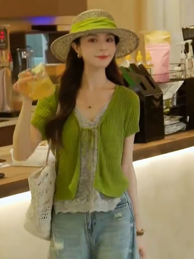 녹색 V넥 레이스업 홀로우 아웃 페이크 레이어드 니트 스웨터 여성 2026 년 여름 새로운 한 부서 연령 감소 반팔 맨위 상세 이미지 6