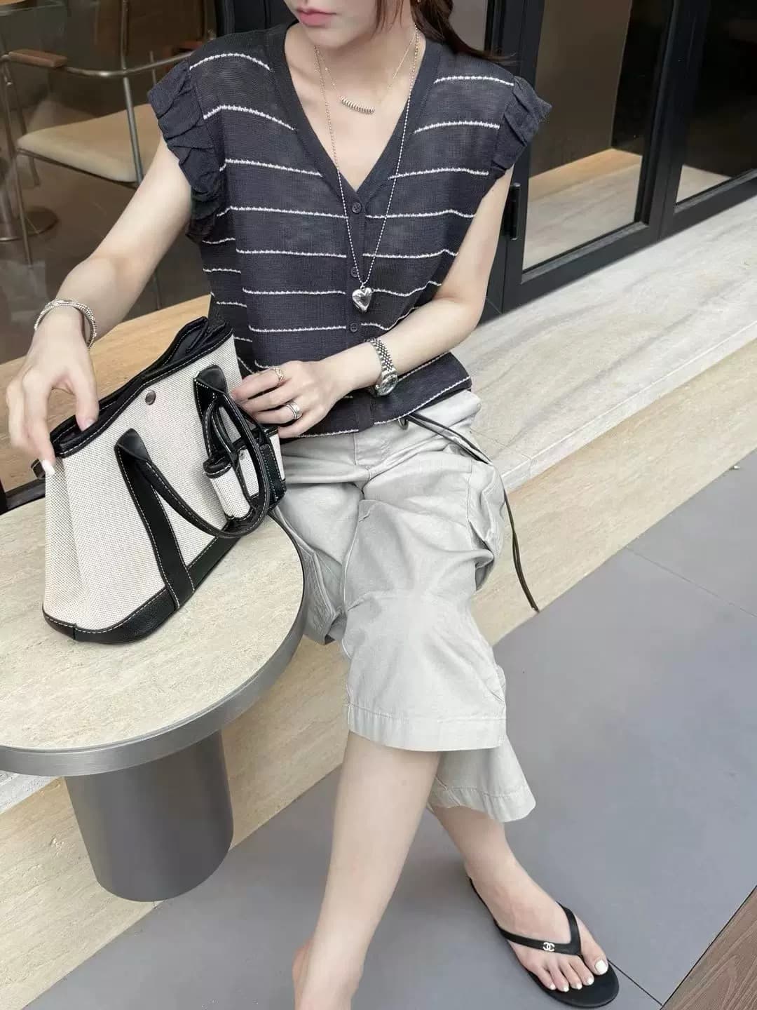 한 부서 V넥 스트라이프 레이스 날다 소매 니트 오픈 가디건 여성 여름 얇은 스타일 슬림해 보이는 민소매 어깨 루즈핏 다용도 맨위 상세 이미지 5