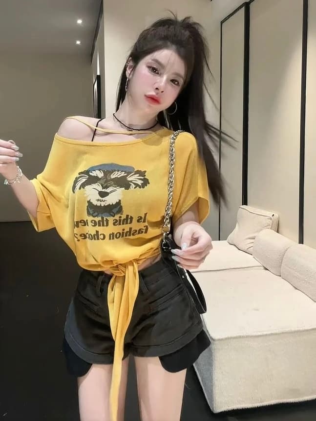 한 부서 디자인 센스 비스듬한 어깨 만화 프린트 반팔 티셔츠 여성 여름 새로운 레이스업 허리 수축 슬림해 보이는 쇼트 스타일 맨위 상세 이미지 5