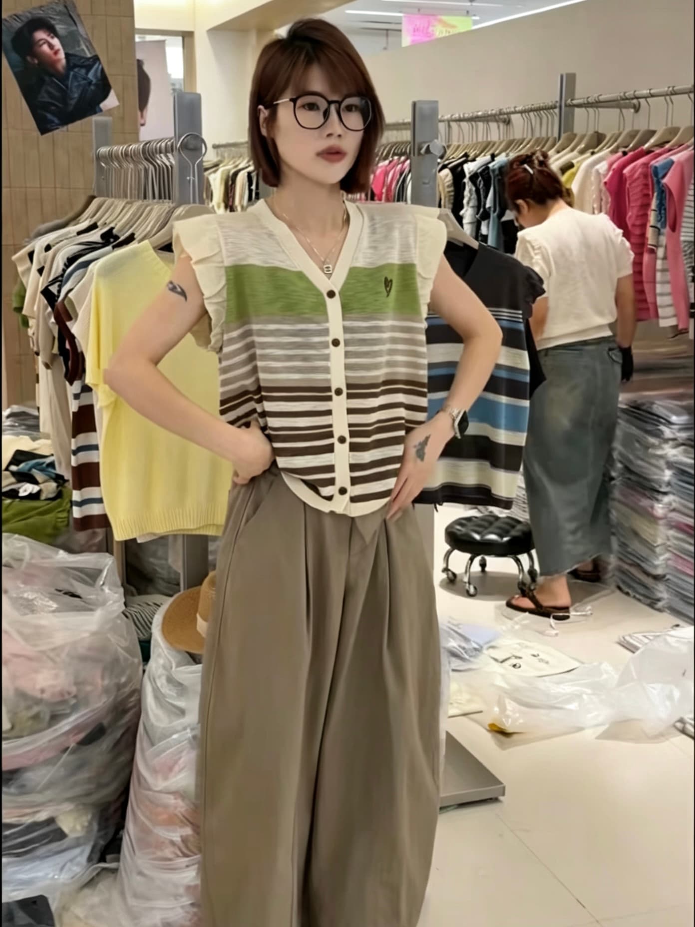 한국 스타일 배색 스트라이프 V넥 Feifei 소매 니트 오픈 가디건 여성 2026 여름 새로운 슬림해 보이는 다용도 연령 감소 맨위 상세 이미지 5