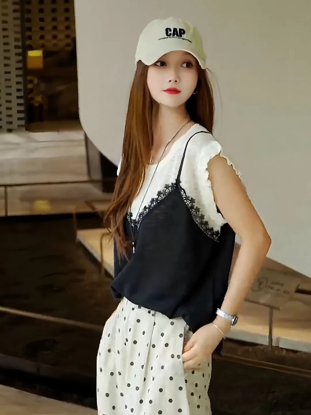 고급 센스 패치워크 색상 레이스 민소매 티셔츠 여성 여름 얇은 스타일 2026 새로운 페이크 레이어드 맨위 패션 외국 가스 이미지 5