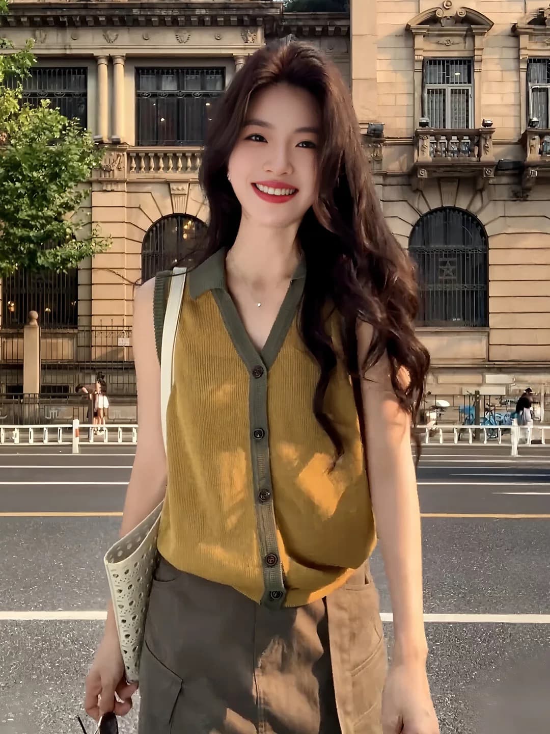 배색 폴로 칼라 얼음 실크 니트 조끼 여성 여름 외출용 2026 새로운 뒤로 홀로우 아웃 민소매 POLO 셔츠 맨위 이미지 4