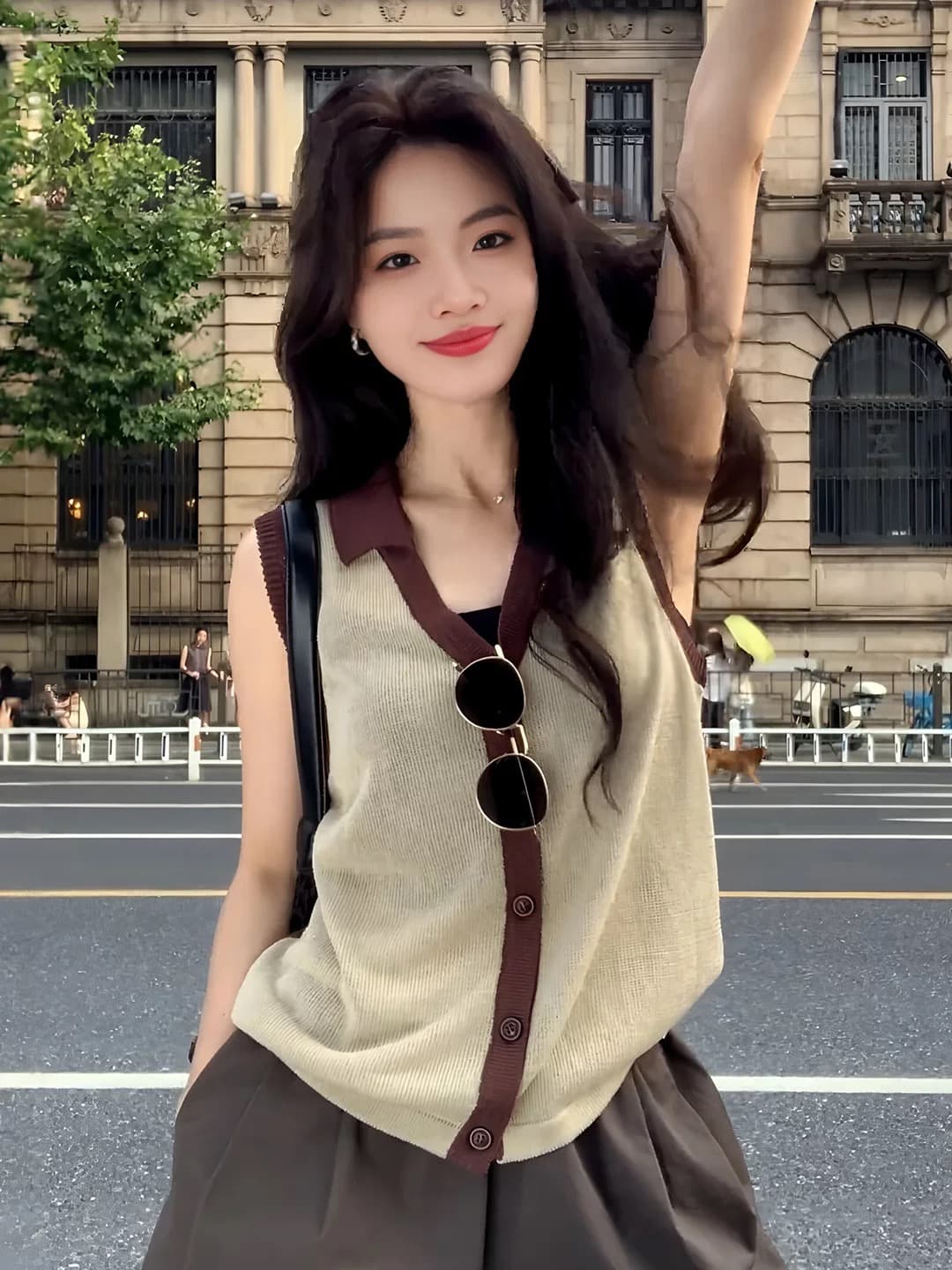 배색 폴로 칼라 얼음 실크 니트 조끼 여성 여름 외출용 2026 새로운 뒤로 홀로우 아웃 민소매 POLO 셔츠 맨위 상세 이미지 6