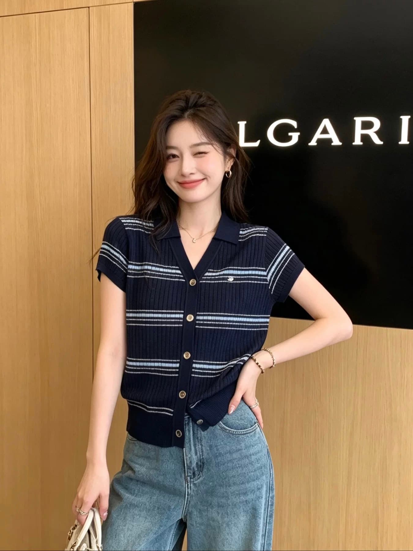 한 부서 스트라이프 패치워크 색상 폴로 칼라 반팔 니트 오픈 가디건 여성 2026 여름 새로운 슬림해 보이는 품격 맨위 상세 이미지 4
