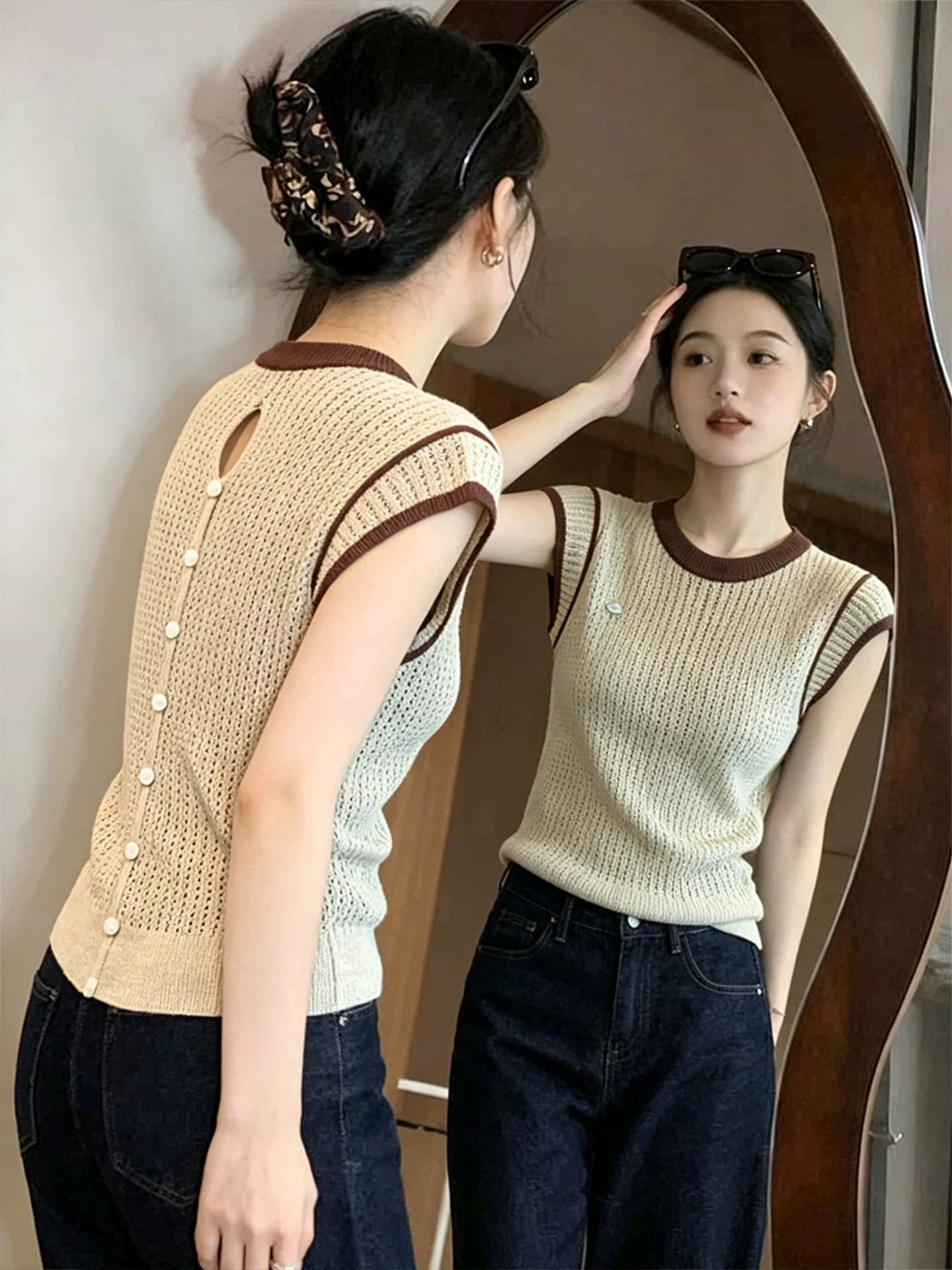 자이언트 잘 생긴 카키 색 니트 조끼 여성 여름 외출용 인사이드 가져 가라. 패션 레트로 다용도 몸매 가꾸기 홀로우 아웃 민소매 맨위 이미지 2