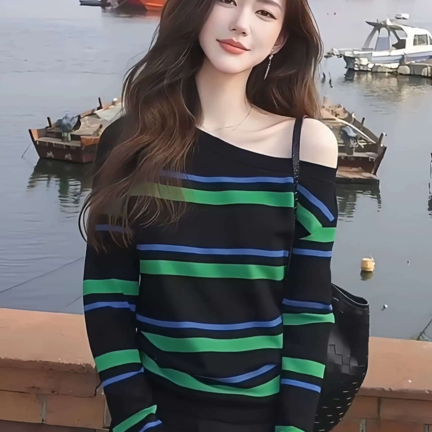 이른 가을 고유 한 배색 스트라이프 니트 기본 셔츠 여성 인사이드 가져 가라. 디자인 센스 레트로 달콤한 핫걸 비스듬한 칼라 오프숄더 맨위 이미지 5