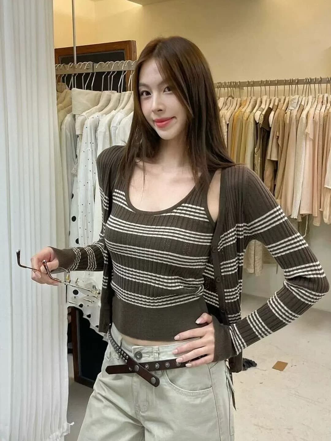 열기 가을 ootd 착용 잡아라. 의류 전체 집합 2026 프랑스식 스트라이프 니트 오픈 가디건 캐미솔 스택 착용 투피스 세트 상세 이미지 3