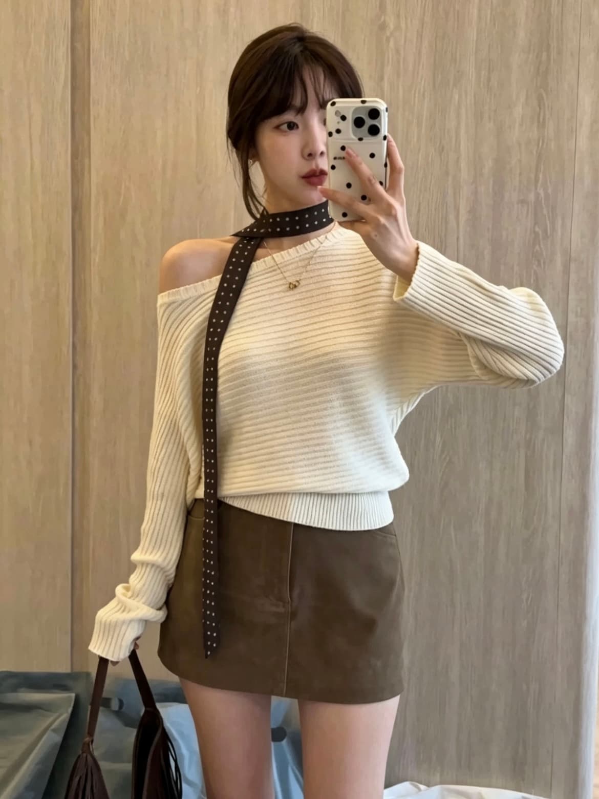 한 부서 레트로 도트 무늬 리본 비스듬한 칼라 오프숄더 배트윙 소매 니트 스웨터 가을 여성 의류 아주 게으른 루즈핏 스웨터 맨위 상세 이미지 3