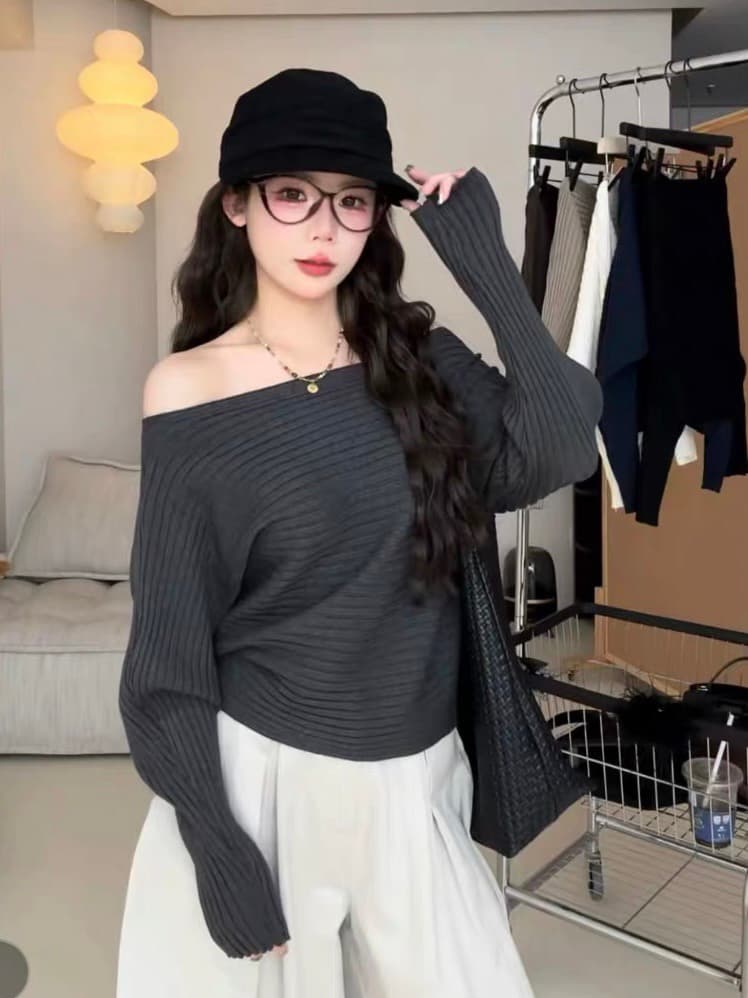 느슨함 센스 스트라이프 비스듬한 어깨 긴팔 니트 스웨터 여성 가을 겨울 새로운 디자인 센스 고유 한 디스플레이 오프숄더 스웨터 맨위 이미지 3