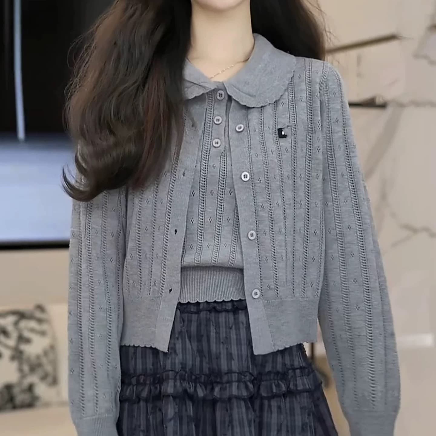 이른 가을 레트로 커피 색상 니트 두 조각 여성 세트 베이비 칼라 홀로우 아웃 조끼 오픈 가디건 부드러운 세트 이미지 5