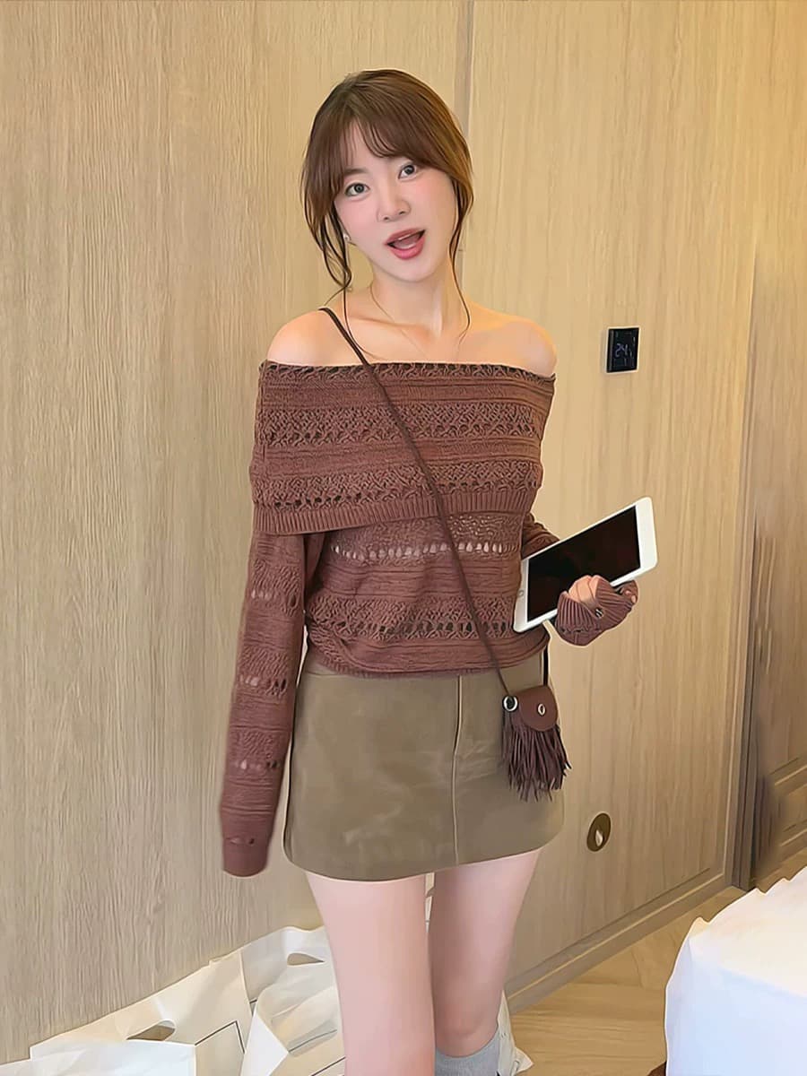 한 부서 레트로 품격 폴로 칼라 오프숄더 자수 홀로우 아웃 긴팔 니트 스웨터 가을 여성 의류 느긋한 루즈핏 스웨터 이미지 5