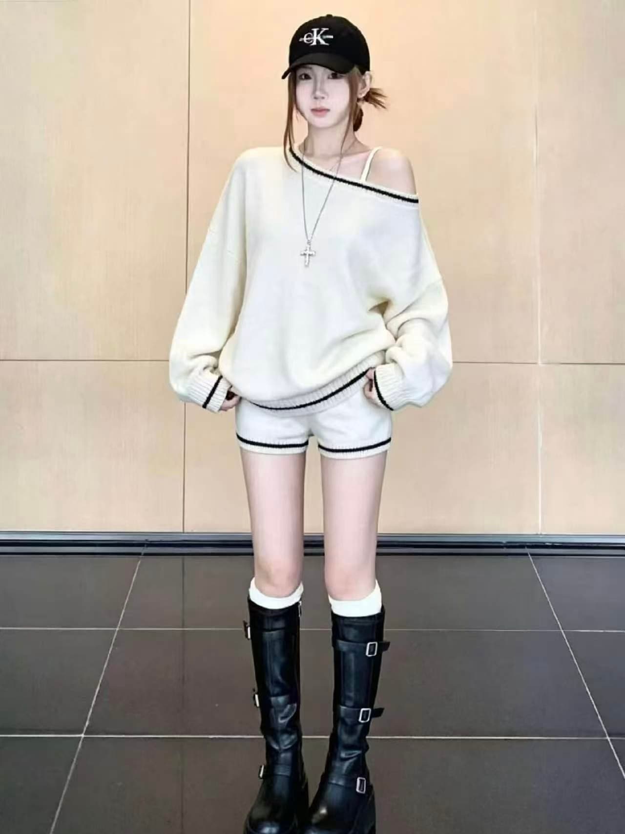 레트로 부드러운 바람 자이언트 잘 생긴 ~ 중 비스듬한 어깨 의류 반바지 투피스 슈트 품격 전체 집합 착용 가져 가라.