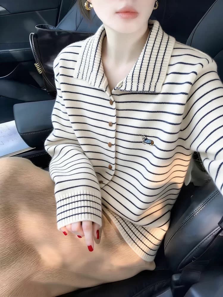 만화 자수 배색 스트라이프 폴로 칼라 니트 오픈 가디건 여성 가을과 겨울 슬림해 보이는 스웨터 코트 상세 이미지 6
