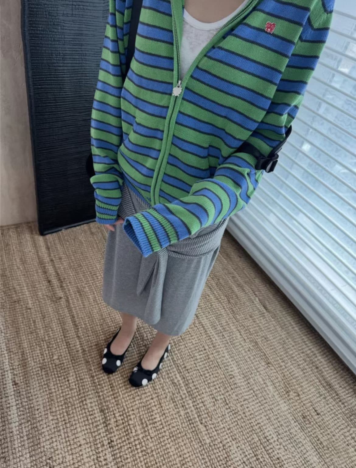 한 부서 스트라이프 지퍼 후드 니트 오픈 가디건 스웨터 여자 조기 가을 새로운 루즈핏 다용도 느긋한 맨위 재킷 상세 이미지 7
