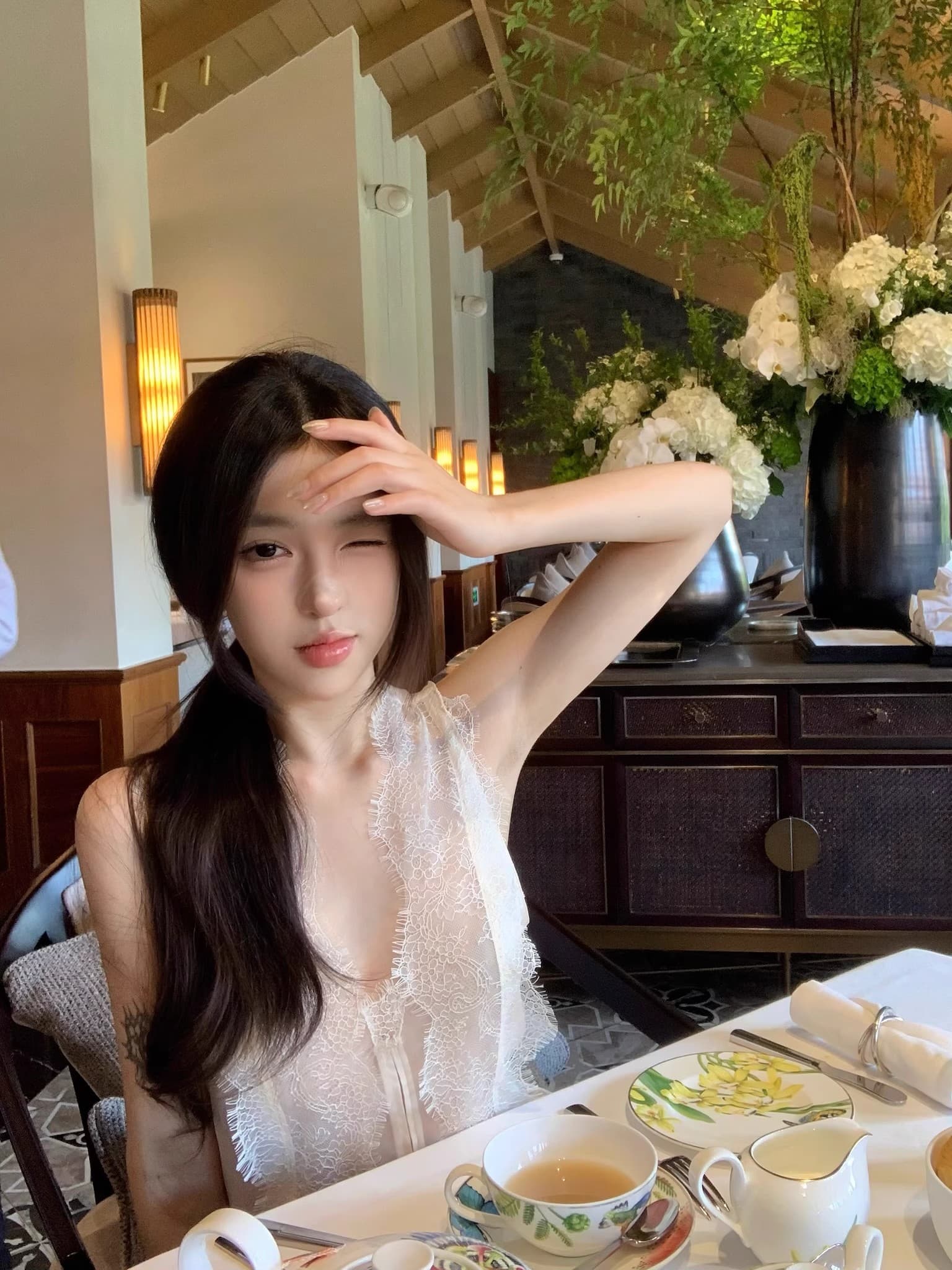 향기로운 노래 레이스 섹시함 순수한 욕망 바람 3 차원 속눈썹 레이스 레이스 불규칙 V넥 여성 셔츠 상세 이미지 6
