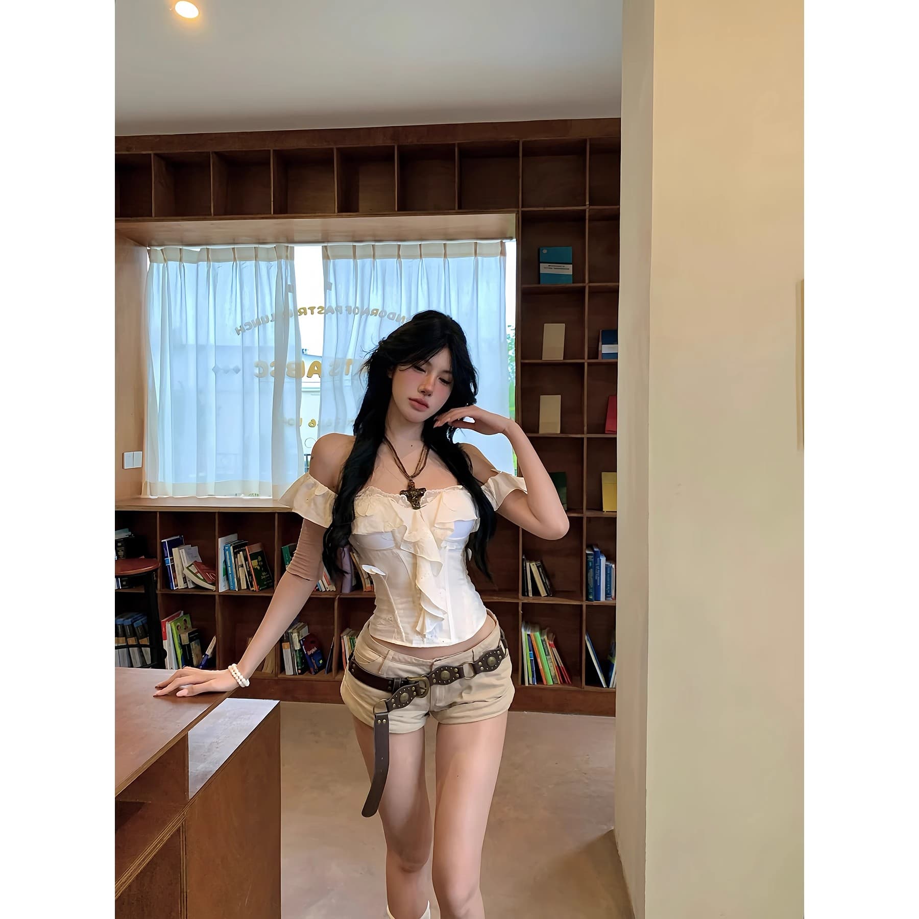 인터넷 그림 핫걸 민소매 튜브탑 맨위 여성 2025 여름 화이트 생선뼈 코르셋 태국 사람 스타일 오프숄더 조끼 이미지 2