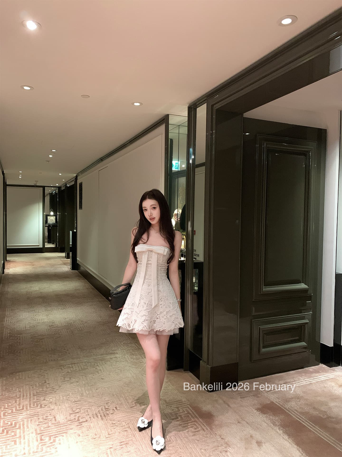 인터넷 그림 화이트 연인 천 골드 무거운 작업 튜브탑 나비 매듭 허리 수축 레이스 예복 치마 이미지 5