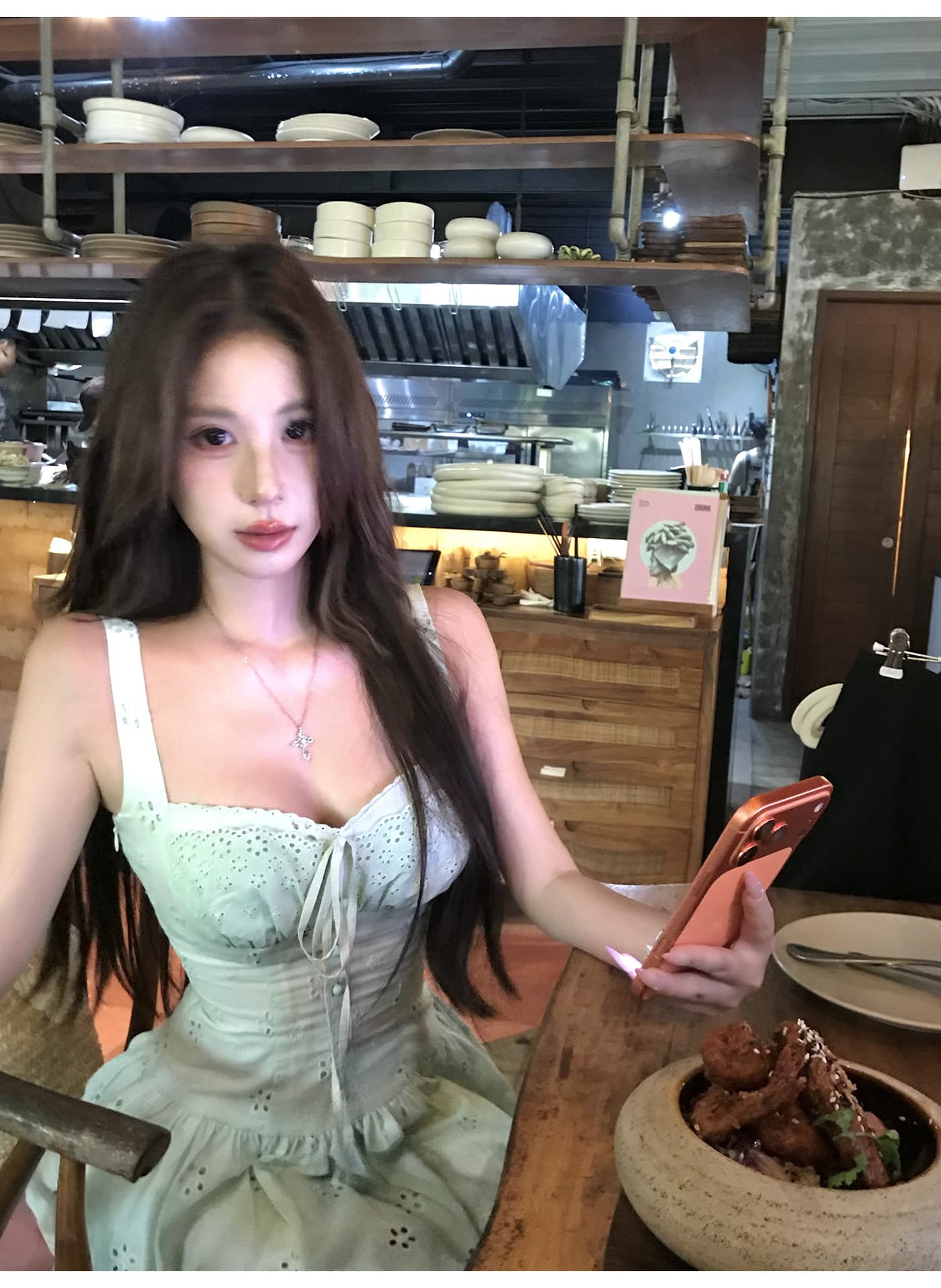 인터넷 그림 얕은 여름 휩쓸다 녹색 핫걸 자수 슬립 여성 드레스 봄 여름 허리 수축 한 마디 데이트 미니 스커트 상세 이미지 5