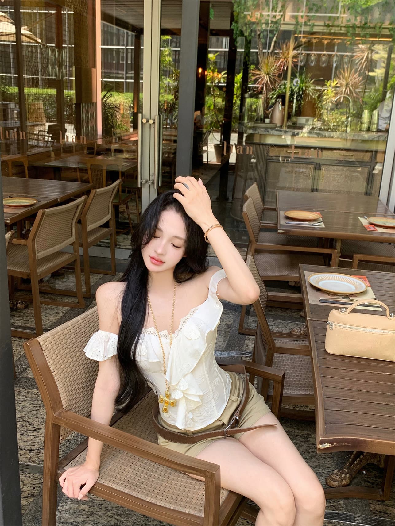 인터넷 그림 오프숄더 프릴 레이스 생선뼈 코르셋 순수한 욕망 섹시함 이슬 쇄골 슬림해 보이는 다용도 포장 가슴 맨위 여성 상세 이미지 2